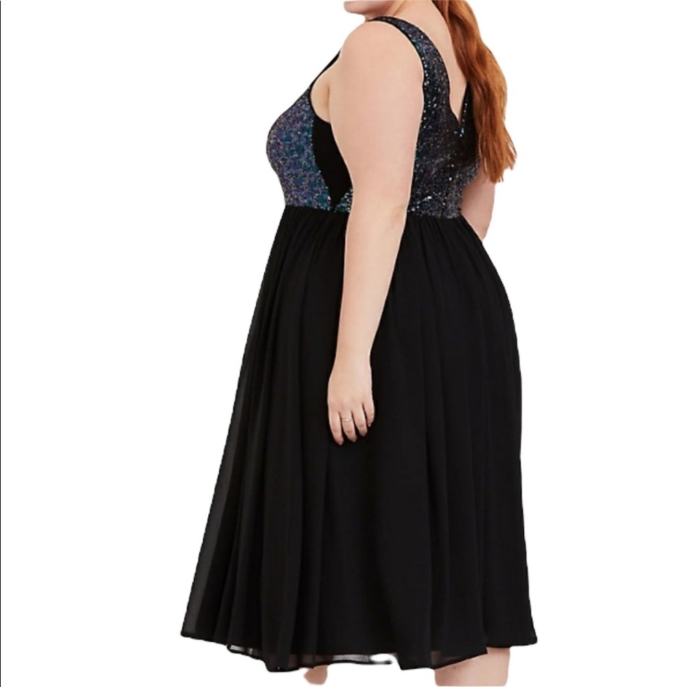 Torrid Sequin V Neck Chiffon Sleeveless Party Fit & Flare Midi Skater Dress - Picture 3 of 16